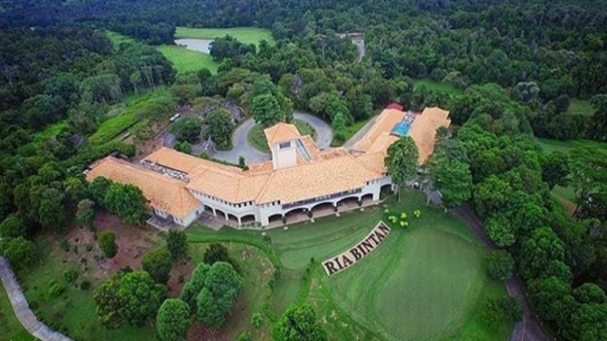 Ria Bintan Golf Lodge di Pulau Bintan.