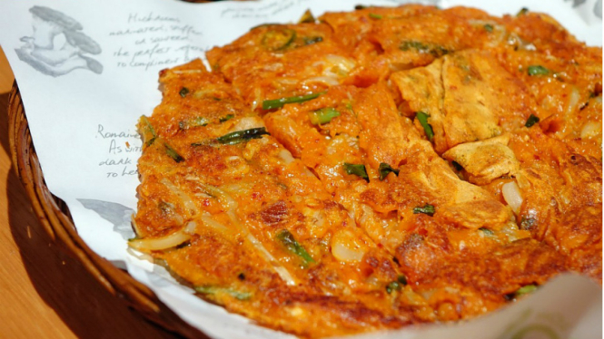 Kimchi Jeon (bakwan/pizza kimchi)