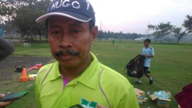 Pelatih Bhayangkara Surabaya United (BSU), Ibnu Grahan.