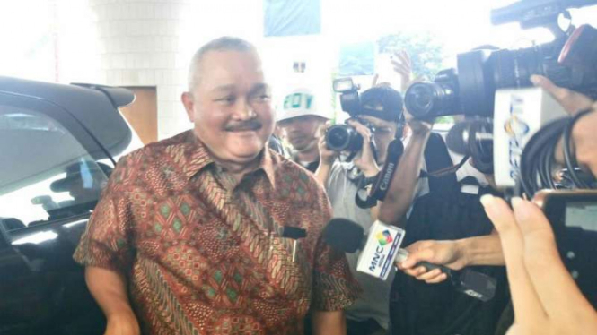 Gubernur Sumatera Selatan, Alex Noerdin penuhi panggilan Kejaksaan Agung