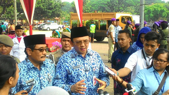 Gubernur Basuki Tjahaja Purnama dan Wagub Djarot Saiful Hidayat.
