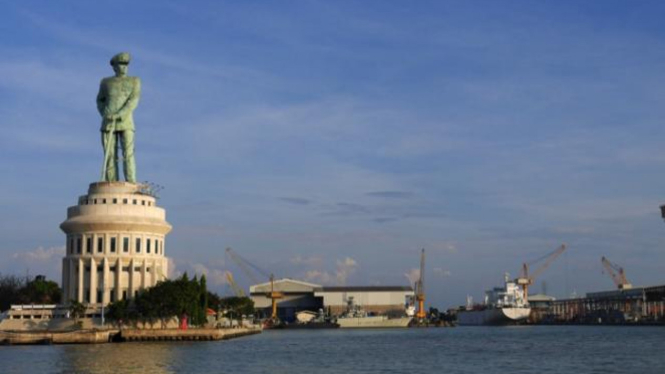 Pelabuhan Tanjung Perak, Surabaya.