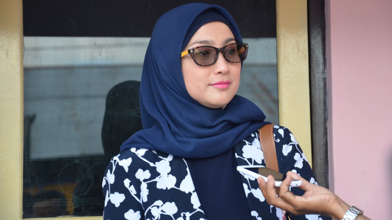 Foto Kabar Duka, Ibunda Desy Ratnasari Meninggal Dunia