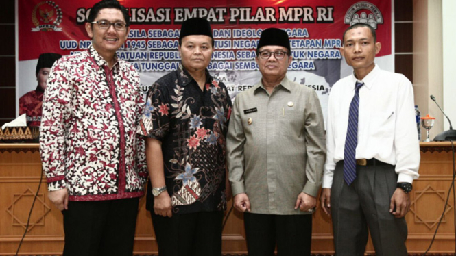 Wakil Ketua MPR RI Hidayat Nur Wahid