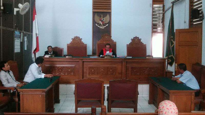 Sidang praperadilan kasus dugaan pencabulan anak di PN Jakarta Selatan, Selasa, 3 Mei 2016.