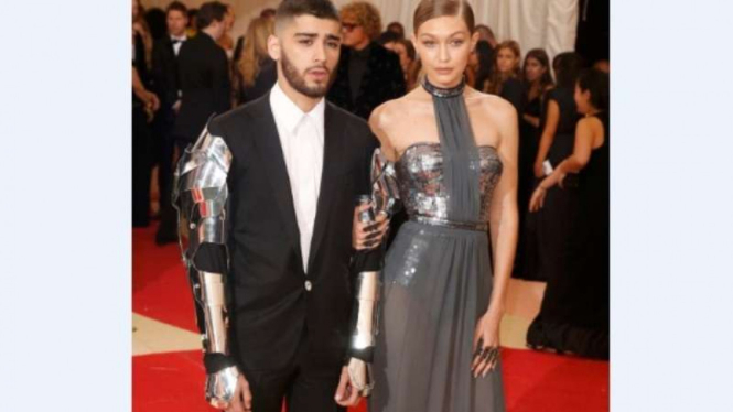 Zayn Malik dan Gigi Hadid di Met Gala 2016