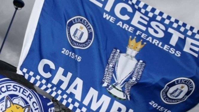 Bendera Leicester City juara.