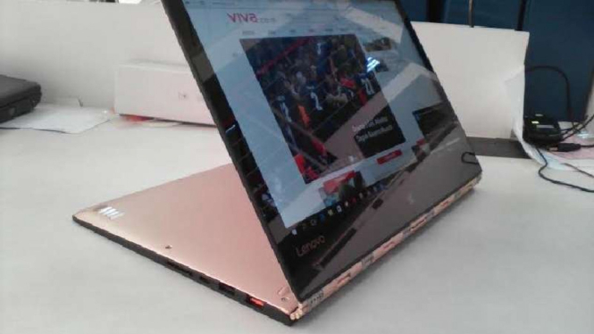 Lenovo Yoga 900