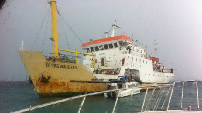 Kapal Sabuk Nusantara 46 kandas saat angkut warga liburan