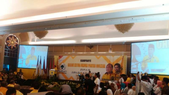 Penyampian visi misi Caketum Partai Golkar di Hotel Pulman, Surabaya, Rabu (11/5
