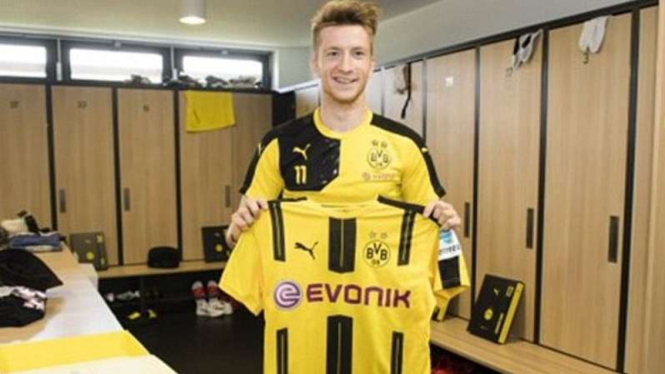 Marco Reus dengan jersey terbaru Borussia Dortmund.