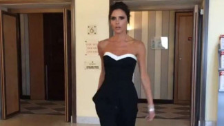 Demi Tampil Cantik, Victoria Beckham Hanya Lakukan Ini