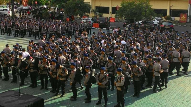 Ratusan anggota Brimob sebelum ditugaskan ke Papua beberapa waktu silam.