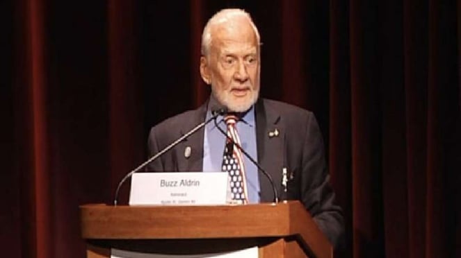 Mantan astronaut Buzz Aldrin