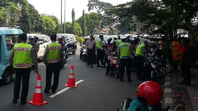 Operasi Patuh Jaya di Jalan Otista, Jakarta Timur. Foto ilustrasi