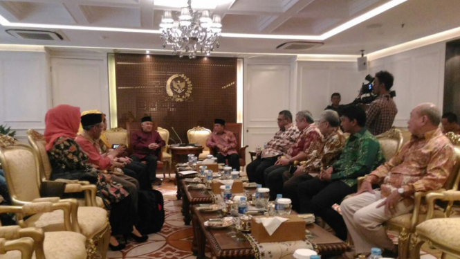 Ketua DPR RI Ade Komarudin dan Mantan Ketua Umum PP Muhammadiyah Din Syamsudin