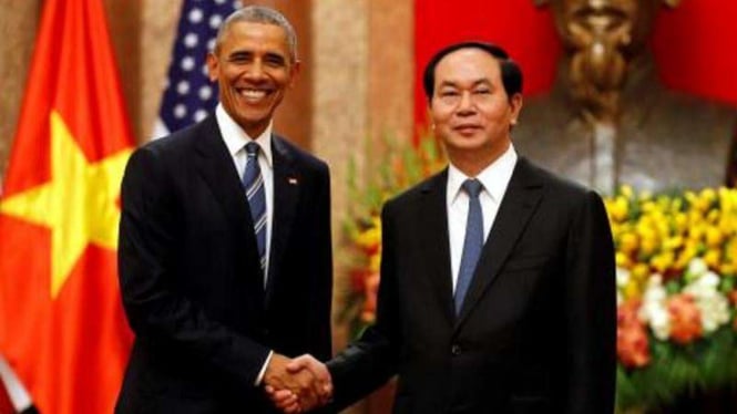Presiden AS Barack Obama dan Presiden Vietnam Tran Dai Quang di Hanoi, Vietnam