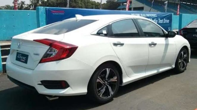 Semua Turbo Honda Civic baru.