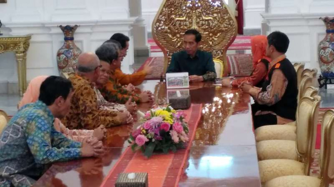 Presiden Jokowi saat menerima BPS. 