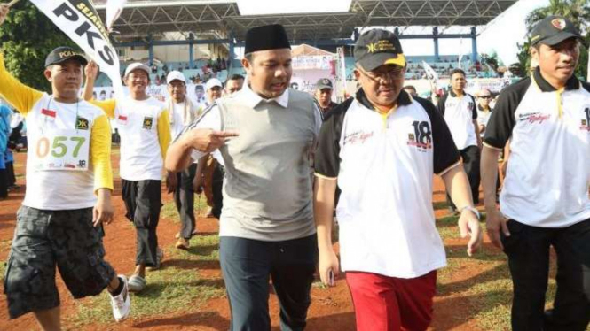 Kandidat Gubernur Jakarta Muhamad Idrus bersama Presiden PKS Sohibul Iman.
