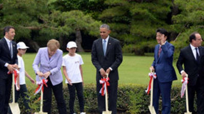 Barack Obama di Jepang bersama anggota G7 lainnya, Kamis, 26 Mei 2016.