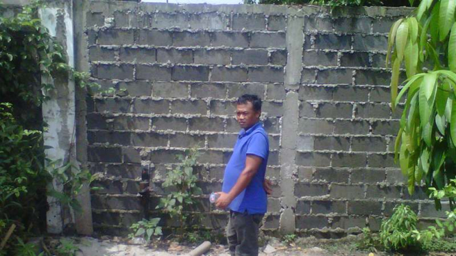 Tembok di Perumahan Marna Putra Se.tya, Bekasi