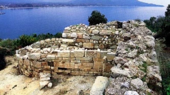 Makam Aristoteles di Makedonia Tengah, Yunani