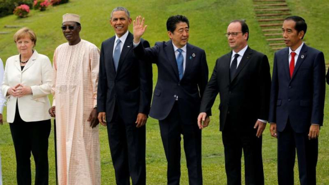 Presiden Joko Widodo bersama para pemimpin dunia di KTT G7 di Jepang, 27 Mei 2016.