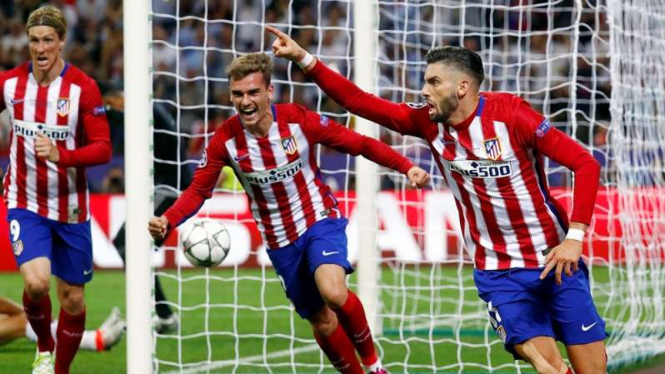 Pemain Atletico Madrid merayakan gol Yannick Carrasco