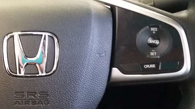 Fitur Cruise Control pada All New Honda Civic Turbo.