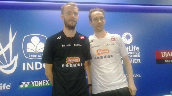 Pasangan ganda putra Denmark, Carsten Mogensen (kiri) dan Mathias Boe (kanan)