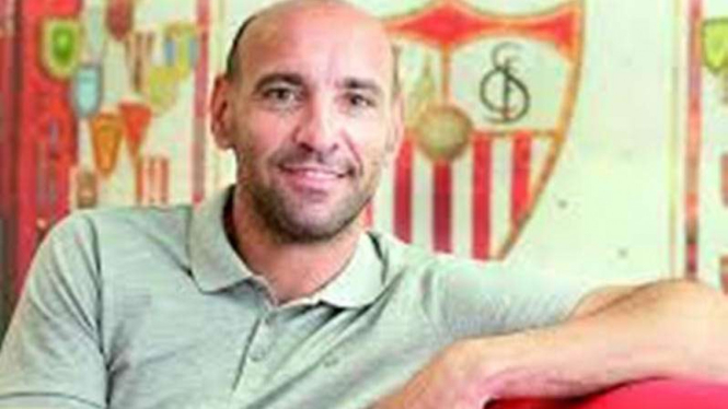  Monchi saat menjadi direktur Sevilla