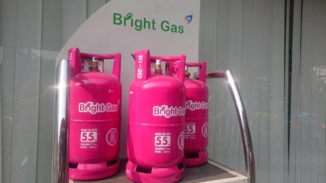 Menarik ! Tabung Bright Gas berwarna Pink.
