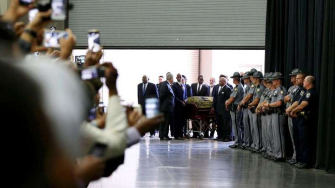Jenazah Muhammad Ali jelang prosesi pemakaman di Louisville, Amerika Serikat