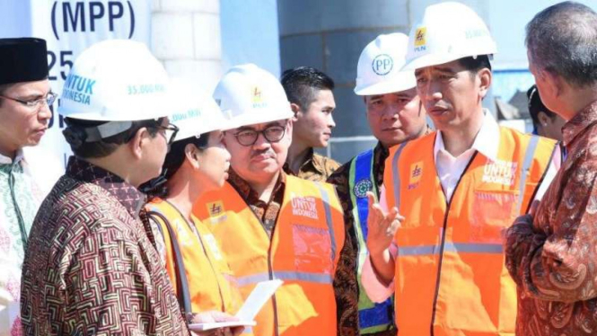 Jokowi Groundbreaking Proyek Mobile Power Plant (MPP)