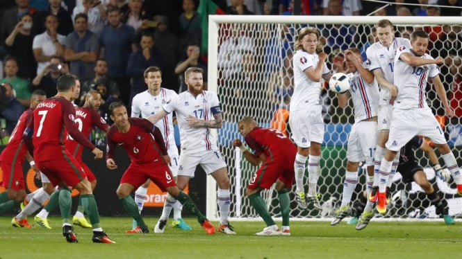 Portugal ditahan imbang Islandia 1-1 