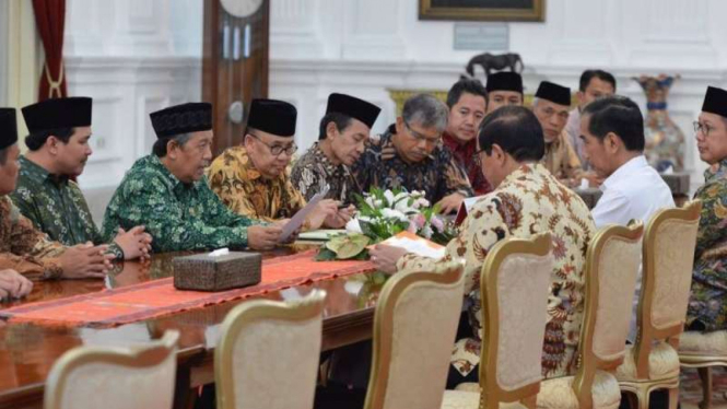 Presiden Jokowi Berbincang dengan Pengurus Mathla'ul Anwar