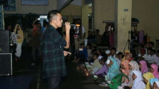 Naga Lyla Buka Puasa, Bikin Histeris Anak Yatim Piatu