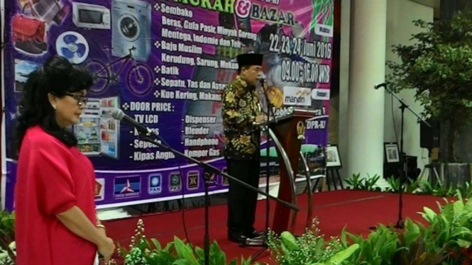 Ketua DPR Ade Komarudin Buka Pasar Murah dan Bazar di Gedung DPR