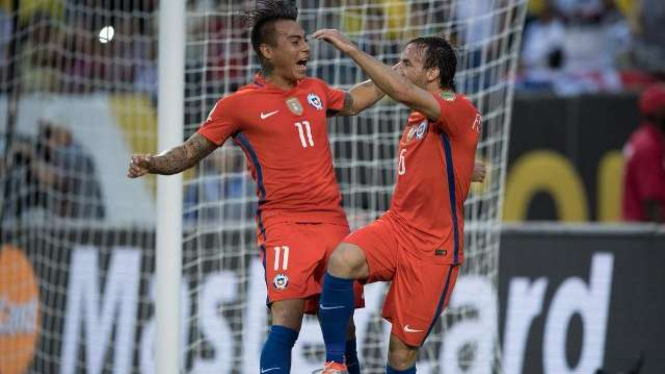 Laga semifinal Copa America Centenario 2016, Kolombia vs Chile