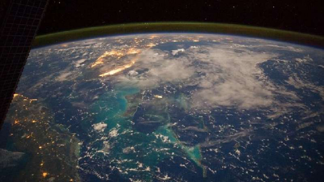 Laut Karibia dilihat dari antariksa