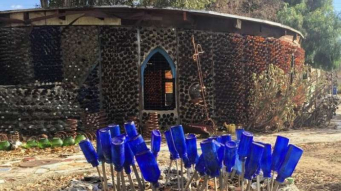 Bottle Village, California