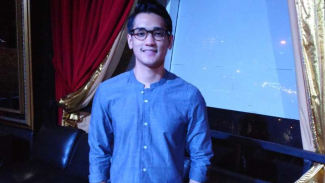 'Pelukan' Afgan untuk Penggemar dan Anak Yatim Piatu