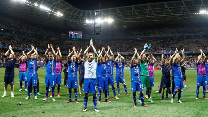 Perayaan kemenangan Islandia atas Inggris