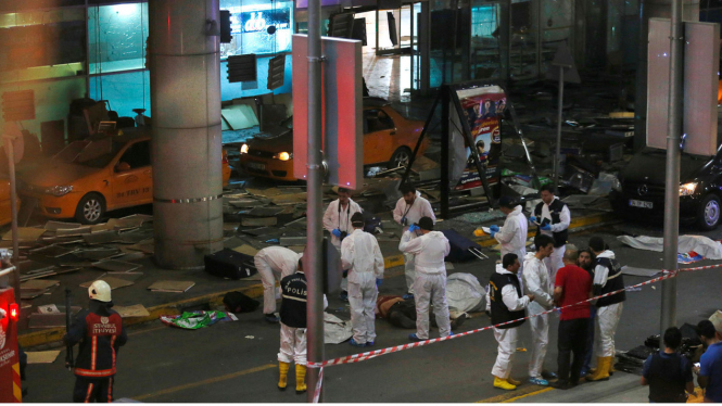 Bom di bandara ataturk Turki menyebabkan sedikitnya 36 orang tewas.