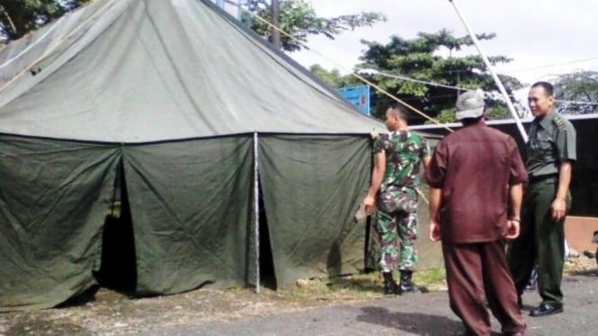 Posko Lebaran didirikan TNI dari Kodim Pati untuk para pemudik. (HCA)