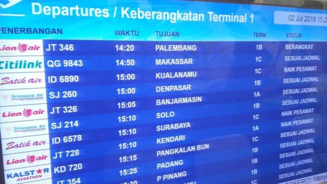 Jadwal keberangkatan di Bandara Soekarno Hatta