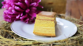 TERPOPULER: Adu Kue Lapis Legit yang Viral di TikTok, Jalan Kaki Vs Pilates