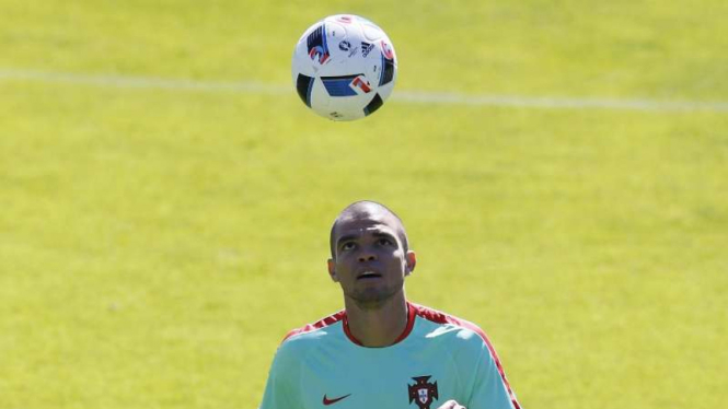 Bek Timnas Portugal, Pepe