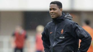 Kerap Diremehkan Netizen, Pengamat Sepak Bola Justru Bela Patrick Kluivert